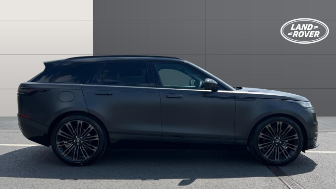 Land Rover Range Rover Velar 3.0 D300 MHEV Belgravia Edition 5dr Auto Diesel Estate - Image 5